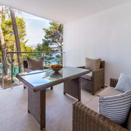 Apartment - Comfort One Bedroom F10 *